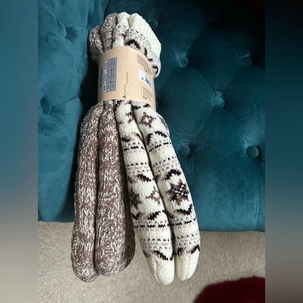 Muk Luk socks